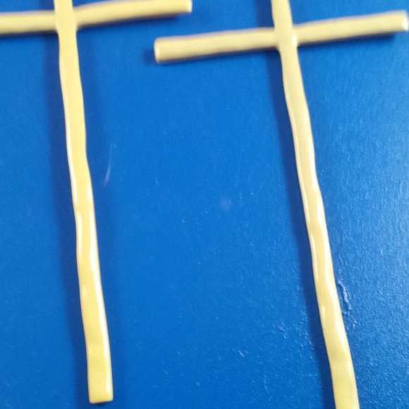 Yellow Enamel Hammered Metal Large Cross Earrings - Picture 3 of 4